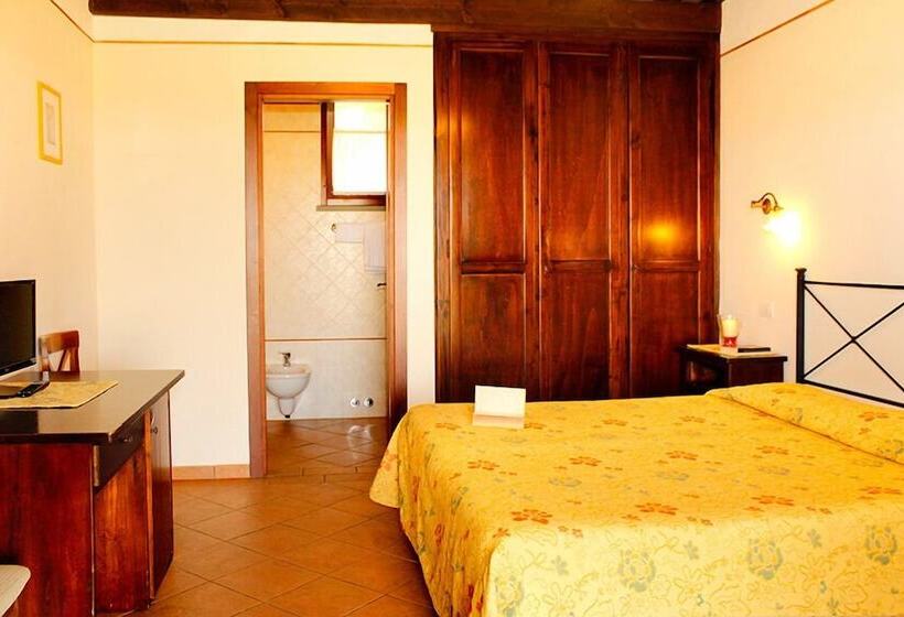 فندق Agriturismo Giuncola E Granaiolo