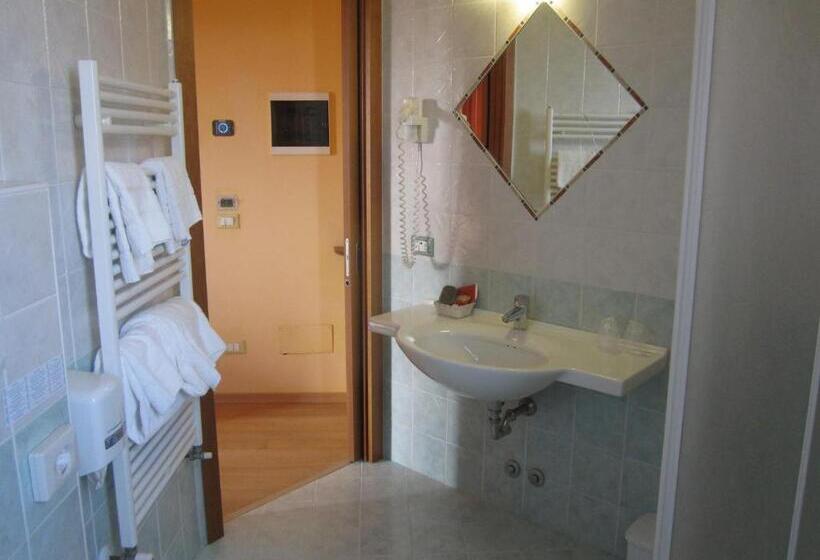 בית מלון כפרי Al Sole