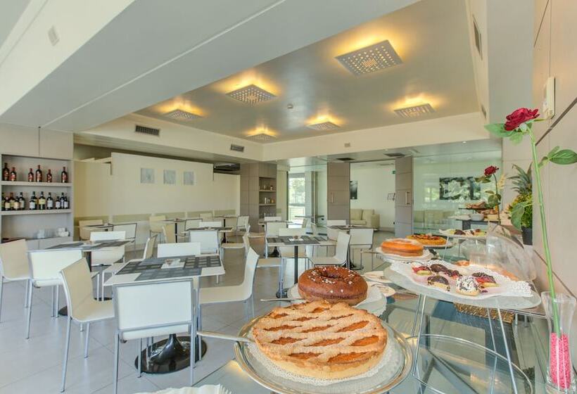 Fotos del hotel Ardeatina Park:  13