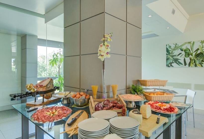 Fotos del hotel Ardeatina Park:  2