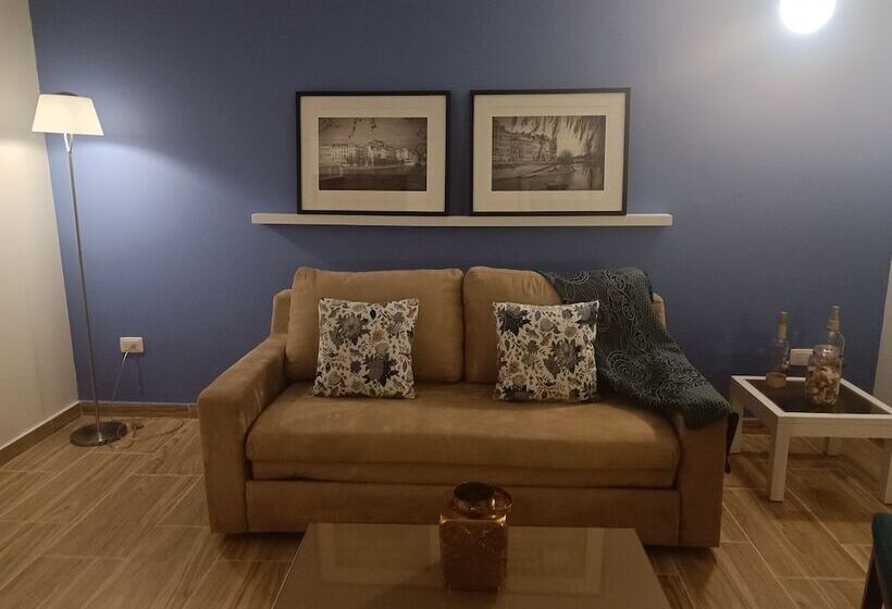 هتل Boutique Confort Suites