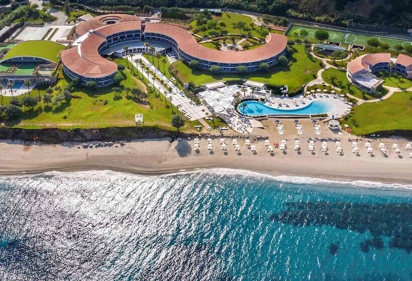 Отель Capovaticano Resort Thalasso Spa