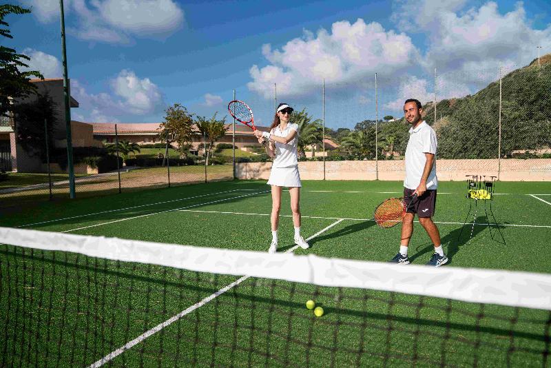 Отель Capovaticano Resort Thalasso Spa