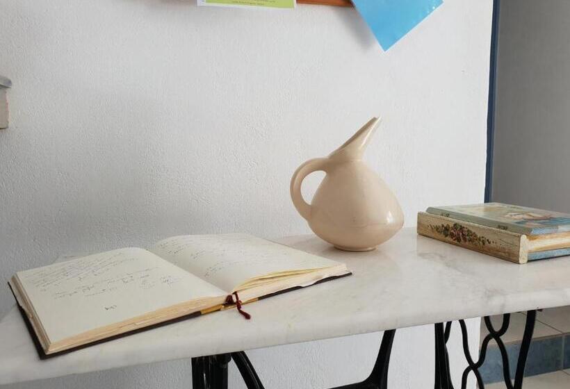 בית מלון כפרי Captains Rock