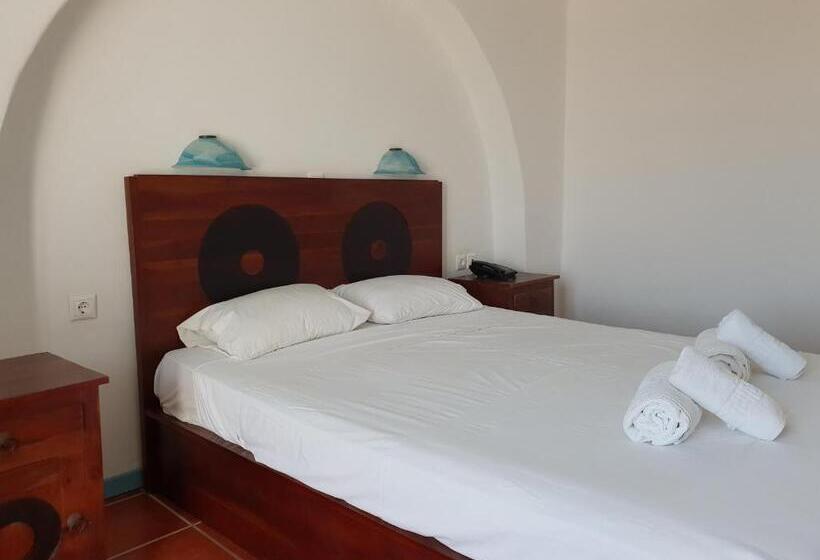 בית מלון כפרי Captains Rock