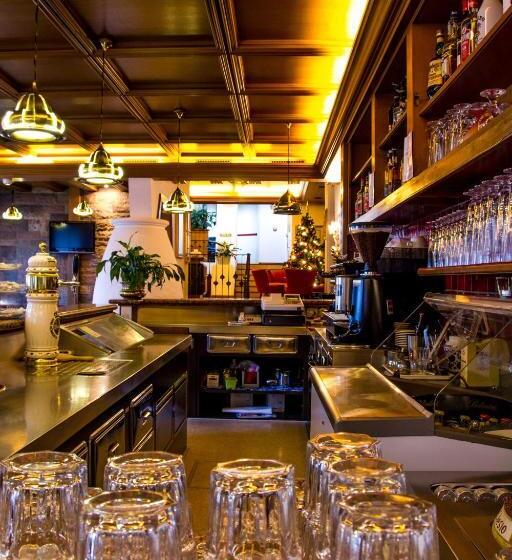 בית מלון כפרי Carlone