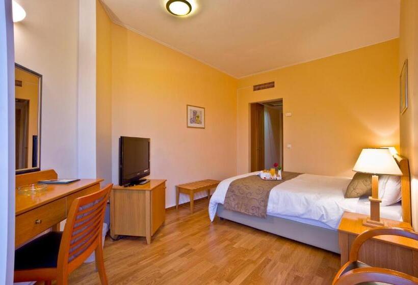 هتل αchillion Grevena