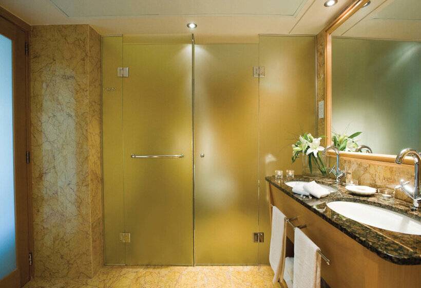هتل Constantinou Bros Asimina Suites