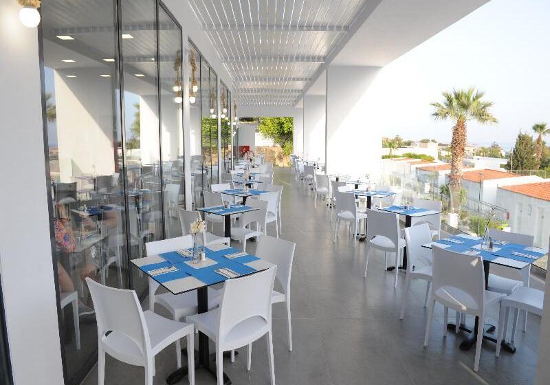 هتل Ellia Resort
