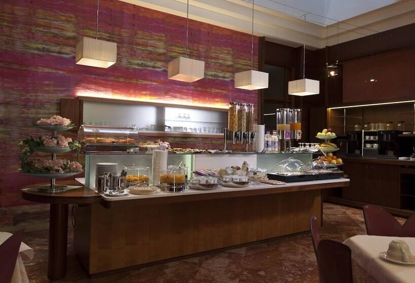 Fotos del hotel Europa:  43 Fotos del hotel Europa:  43