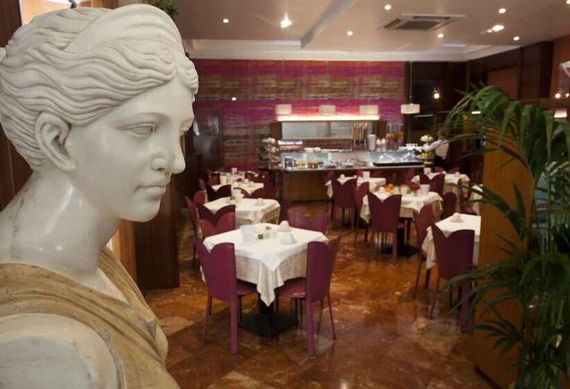 Fotos del hotel Europa:  35 Fotos del hotel Europa:  35