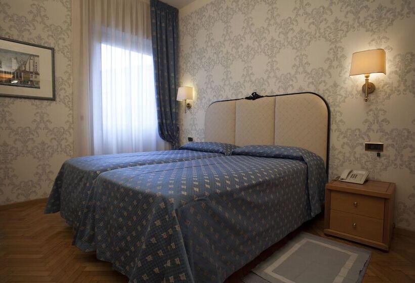 Fotos del hotel Europa:  18 Fotos del hotel Europa:  18