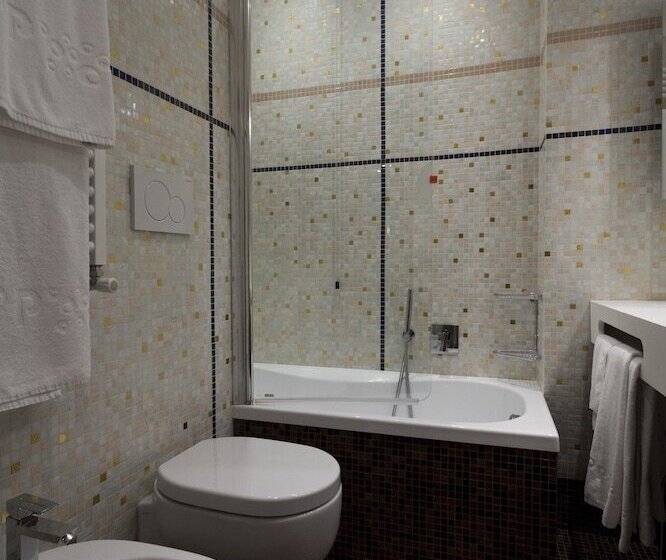 Fotos del hotel Europa:  66 Fotos del hotel Europa:  66