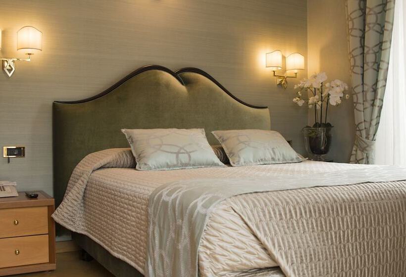 Fotos del hotel Europa:  42 Fotos del hotel Europa:  42