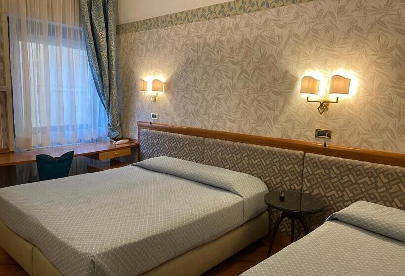 Fotos del hotel Europa:  3 Fotos del hotel Europa:  3