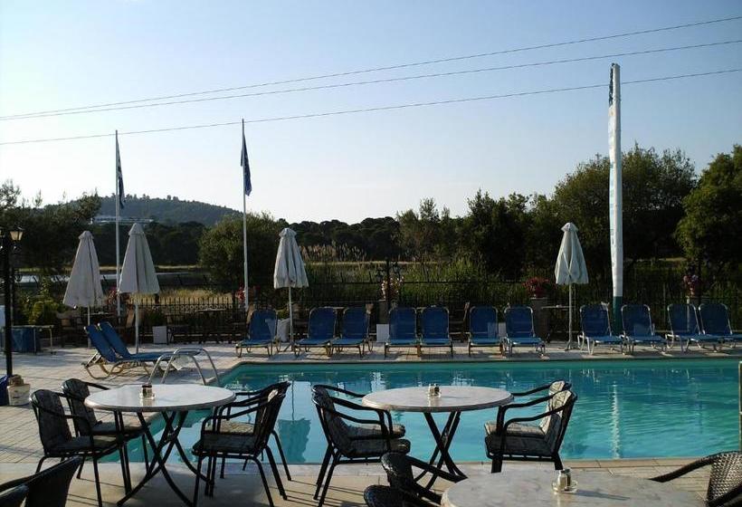 هتل Golden Beach