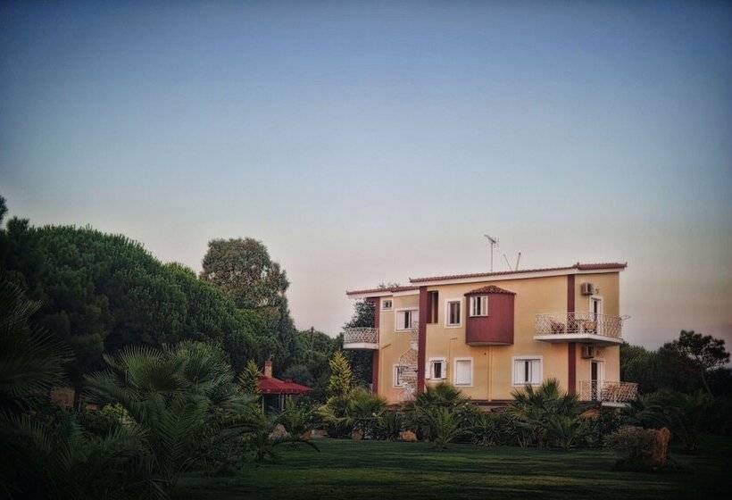 酒店 Irida Beach Resort Suites