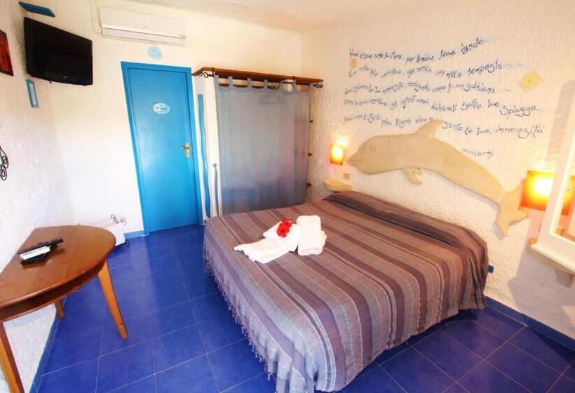 هتل L'oasi Villaggio Albergo