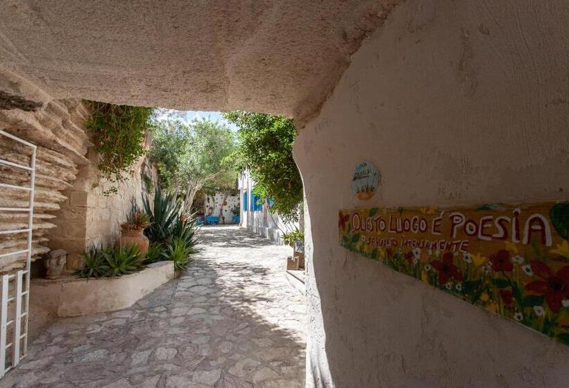 هتل L'oasi Villaggio Albergo