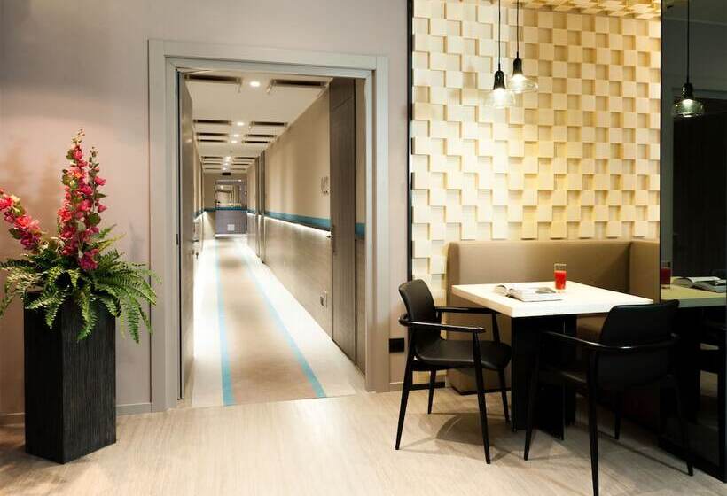 Fotos del hotel Lombardia:  30