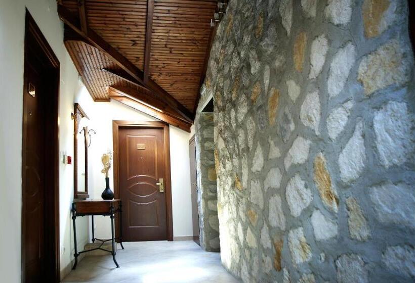 هتل Nostos