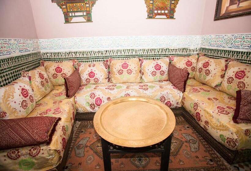 هتل Palais Al Firdaous