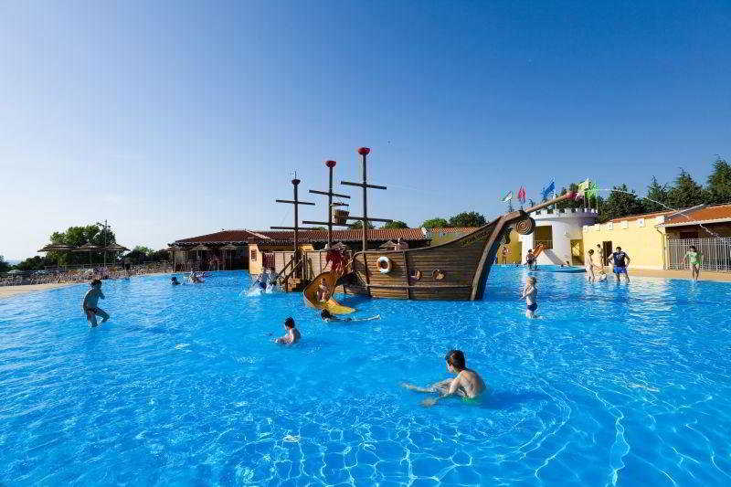 فندق Park Umag Campsite