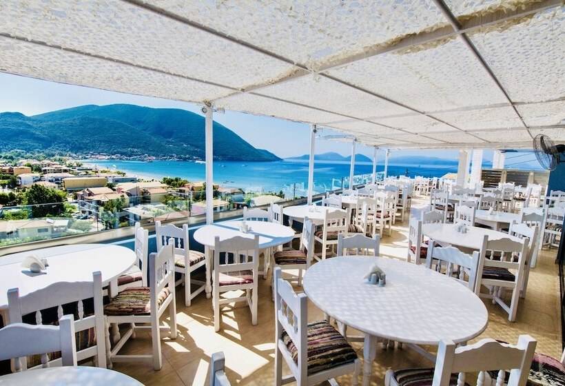 בית מלון כפרי Ponti Beach