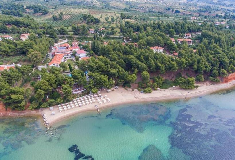 هتل Porfi Beach