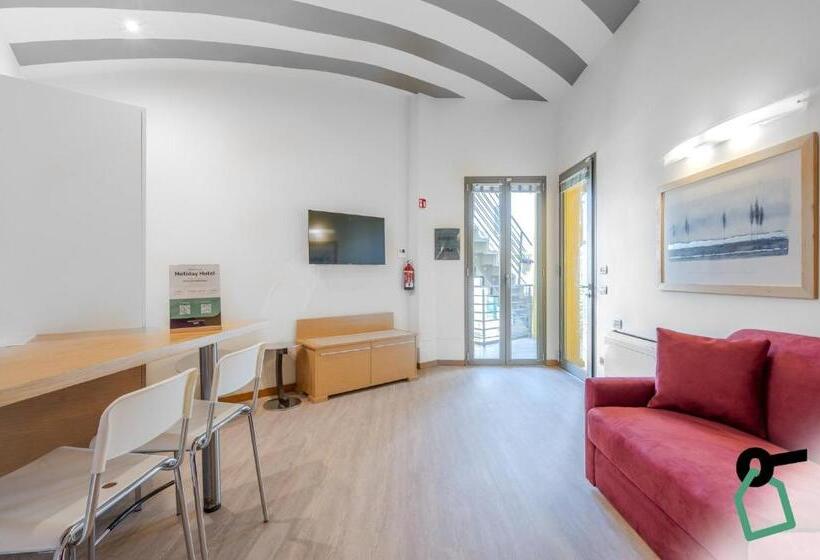 Hotiday Aparthotel Firenze