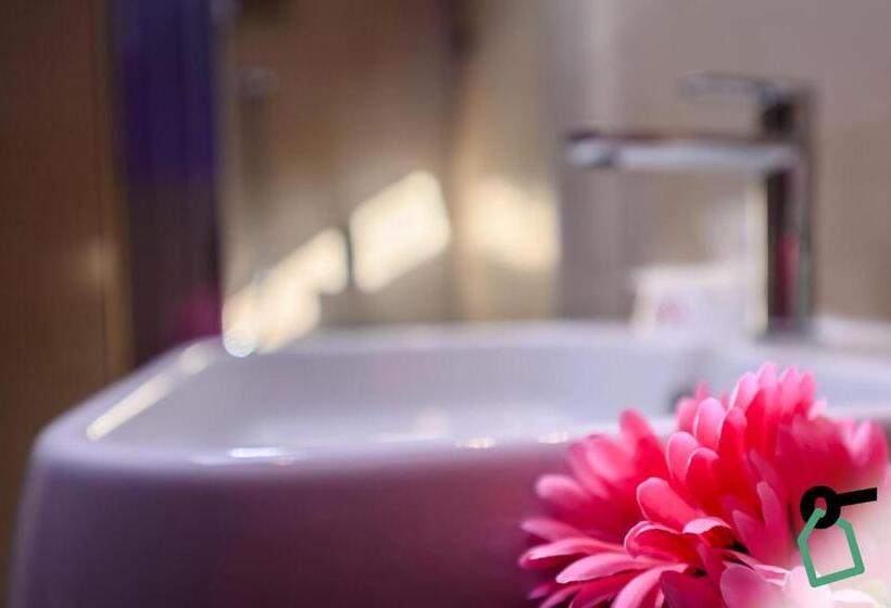 Hotiday Aparthotel Firenze