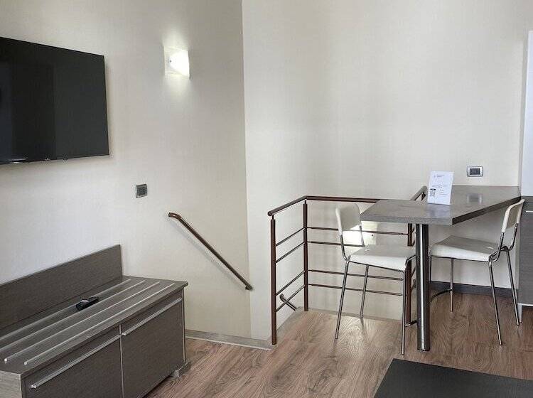 Hotiday Aparthotel Firenze