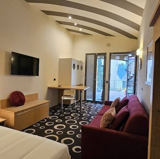 Hotiday Aparthotel Firenze