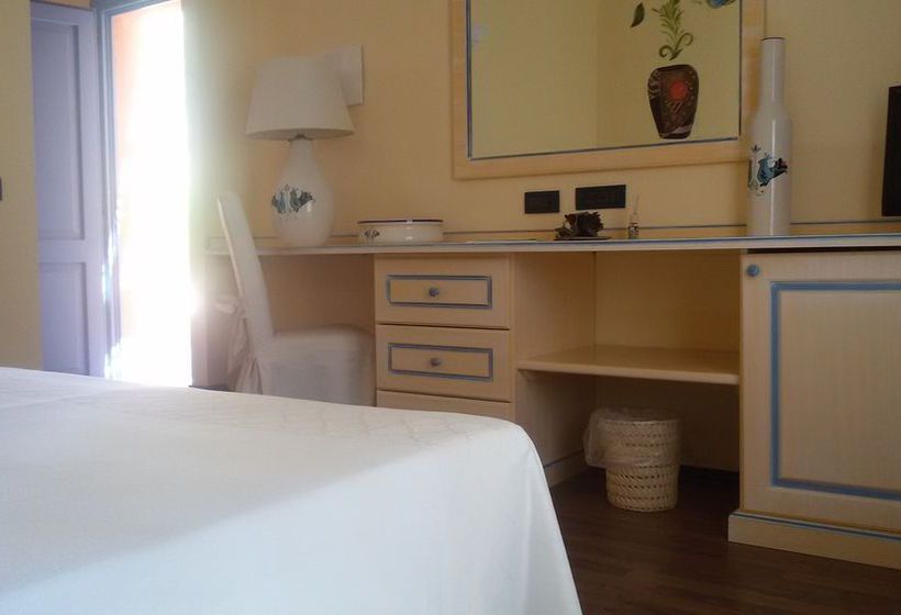 호텔 S'acqua Sassa Resort