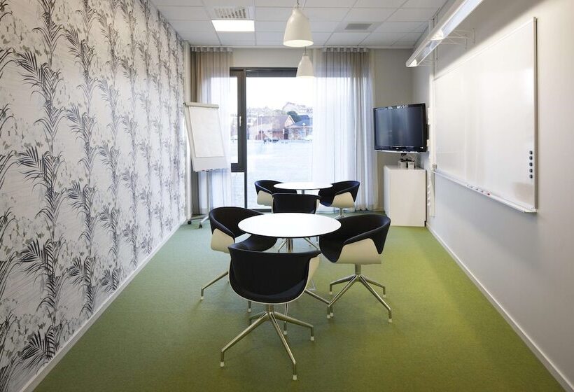 هتل Scandic Karlskrona