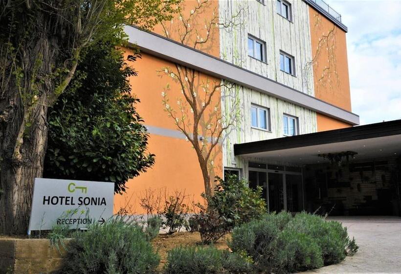 Hotel Sonia