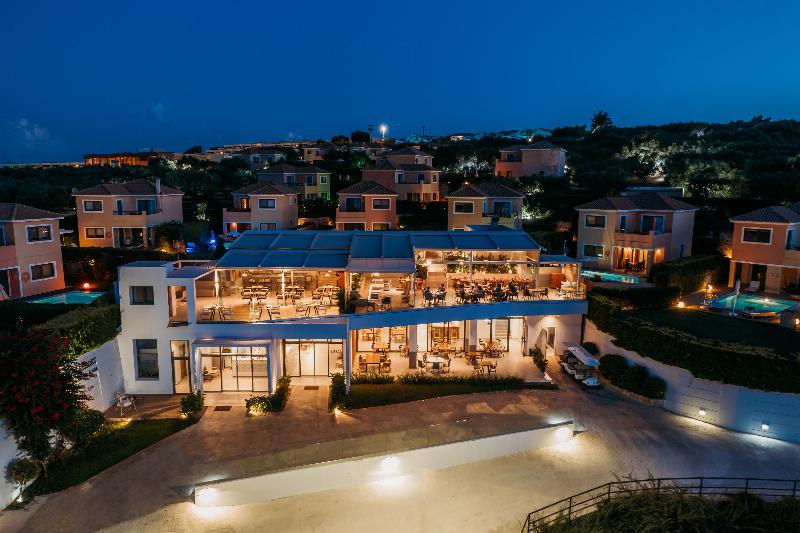 Fotos del hotel Saint John Villas, Suites & Spa:  2