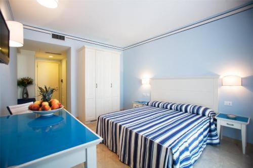 Отель Resort Cala La Luna