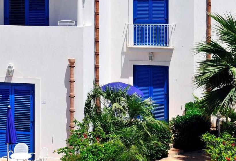 هتل Resort Cala La Luna