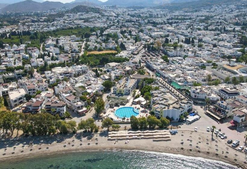 Yelken Mandalinci Spa & Wellness Hotel   All Inclusive