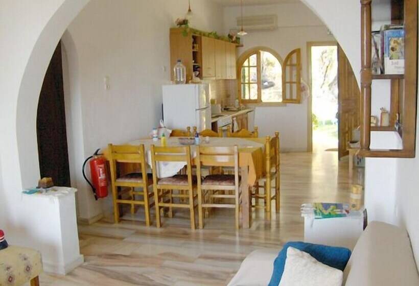 Ipsia Apartments