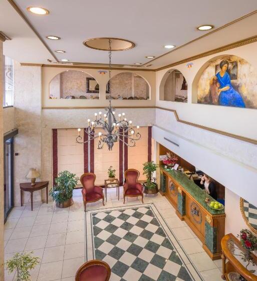 Jolly Hotel