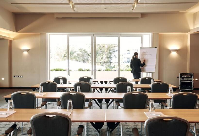 אתר נופש Robinson Kyllini Beach   All Inclusive