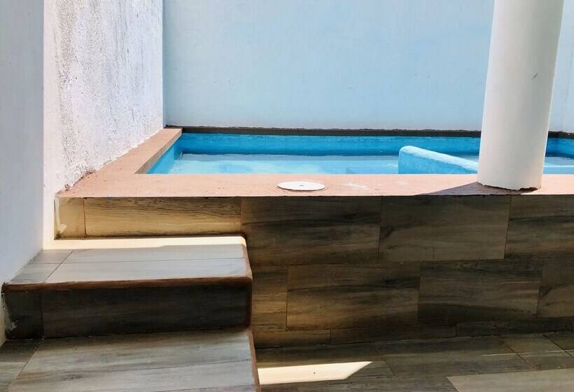 هتل Playa Del Parque By Rotamundos