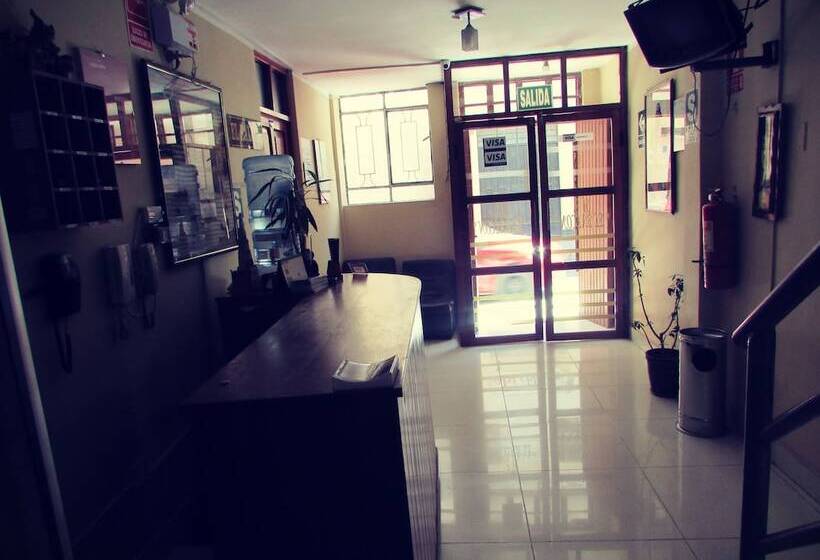 فندق صغير El Balcon Hostal