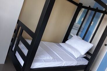 B & E Apartelle