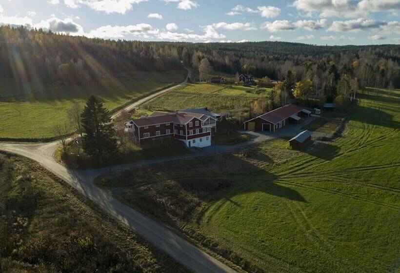 تختخواب و صبحانه Chinova Mötesgård