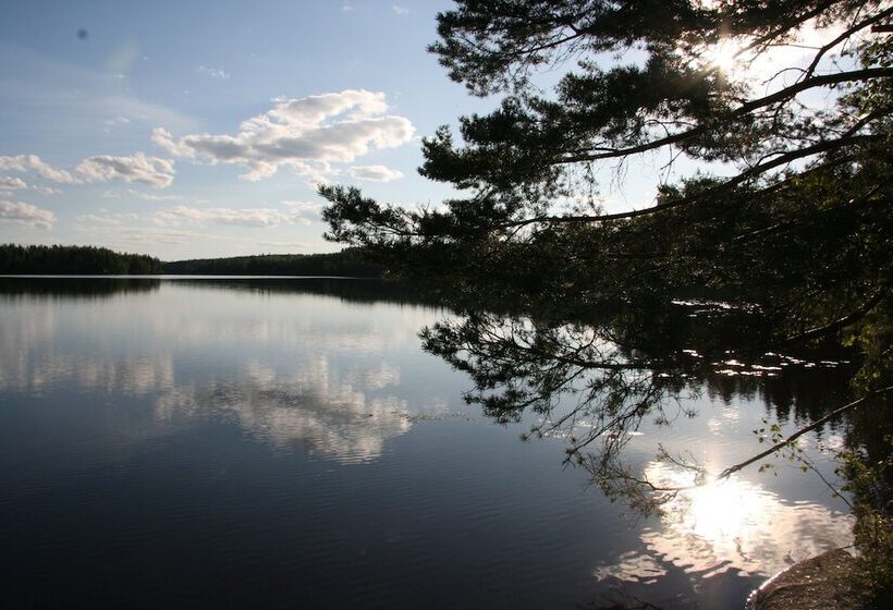 Bed and Breakfast Vehkaniemi Holyday Estate