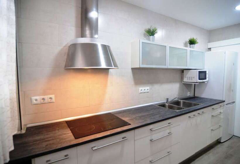 هتل Homeholidaysrentals  Maritim V