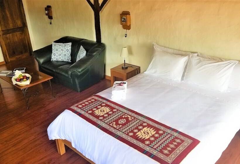 هتل Ilatoa Lodge
